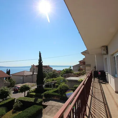 Dusko Apartment Novi Vinodolski
